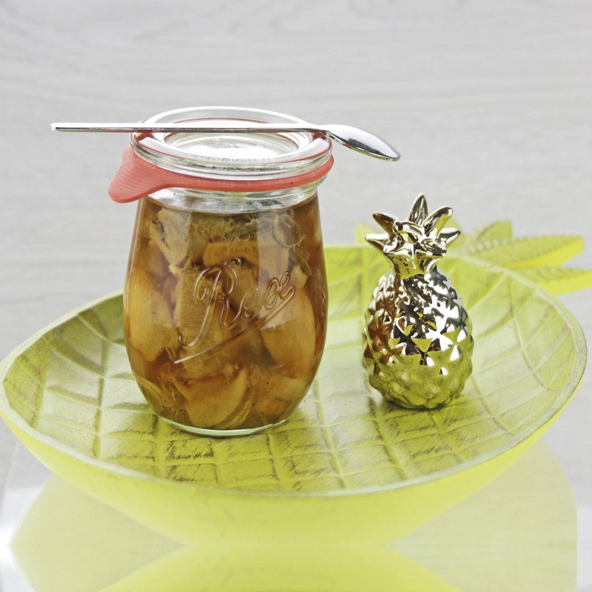 Weck Rex 220ml Mini Tulip Preserving Jar with Seal, Lid, and Clips (Single)